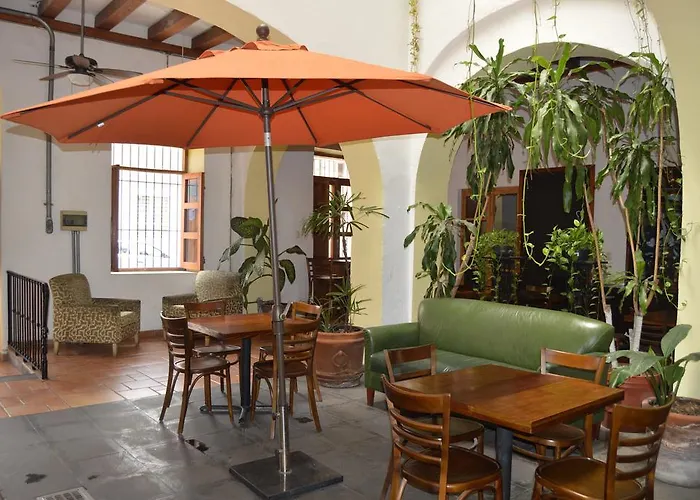 Hotel Meson del Mar