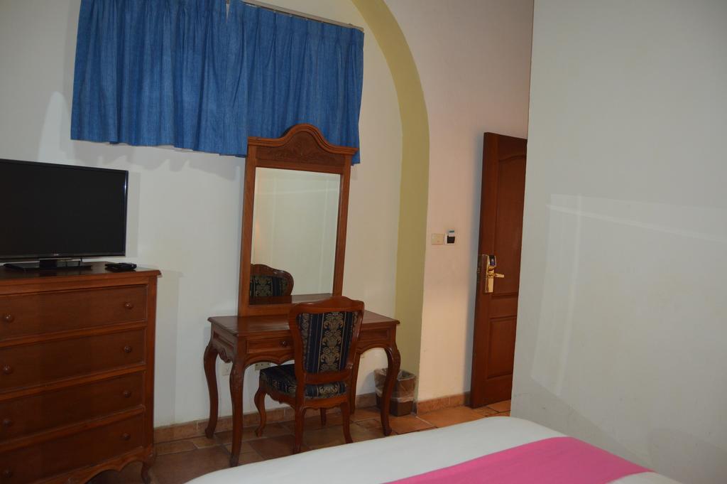 Hotel Meson Del Mar 3*